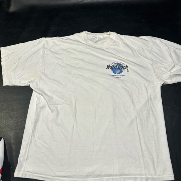 Vintage 1992 Hard Rock Cafe signature edition 3 - Picture 2 of 3